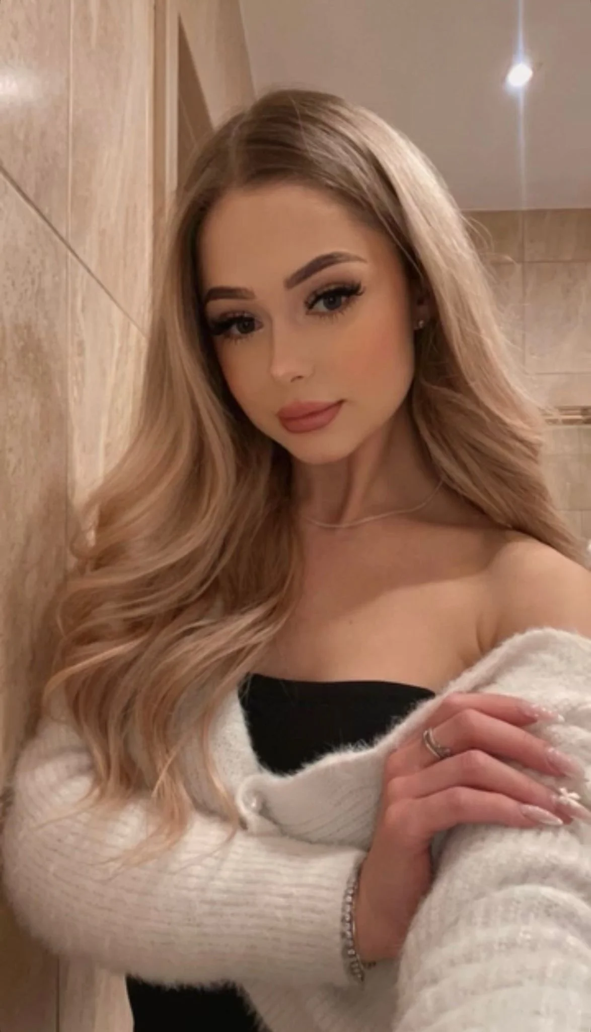 ultraneuralpoint Selin eskort ULTRANEURALPOINT DORUK 2025 Istanbul Lüks Model Escort Bayan Numaraları - DRKCNAY ELITE %100 GERÇEK - Selin eskort buluşmak için - Poz 1